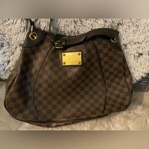 Louis Vuitton shoulder bag